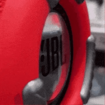 JBL XTREME Potencia extrema para tus aventuras